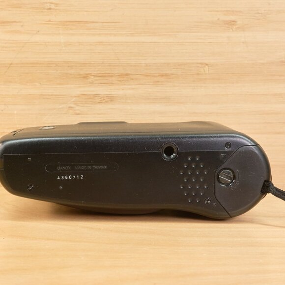 Vintage Canon Sure Shot Joy Date 35mm Film Point and Shot Camera - Picture 5 of 7